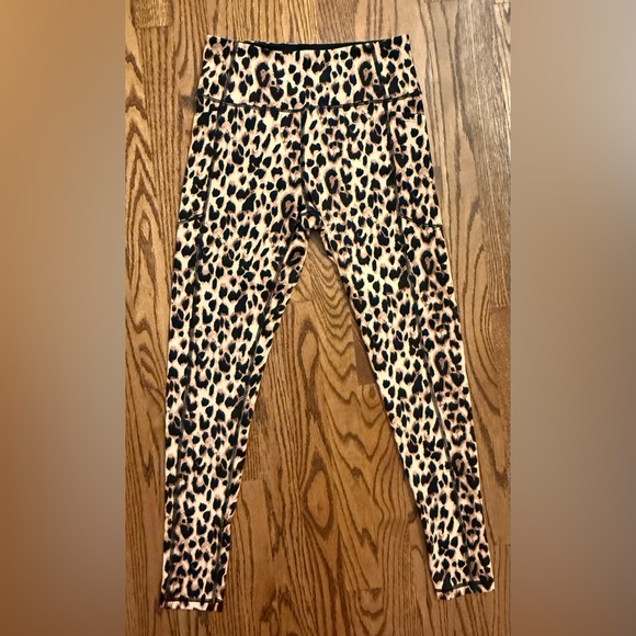 Victoria's Secret Pants - Victoria’s Secret Leopard Print Women’s Leggings